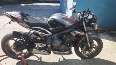 Triumph Street Triple RS (2020 - 22) usata