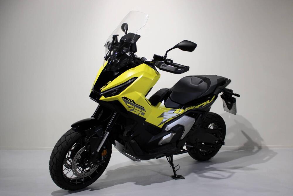 Honda X-ADV 750 (2025 - 26) (3)