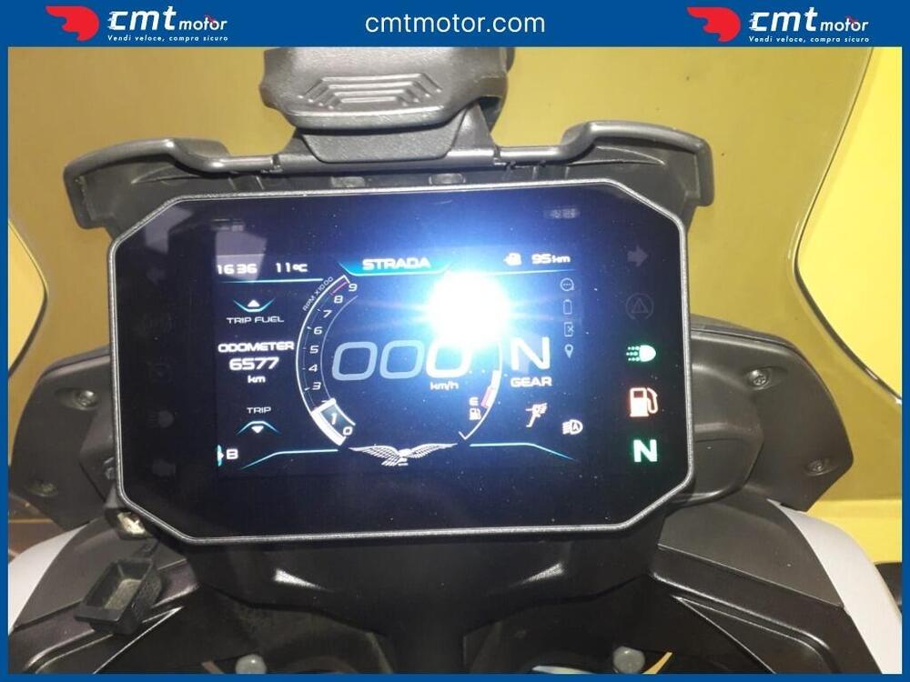 Moto Guzzi V85 TT (2021 - 23) (5)