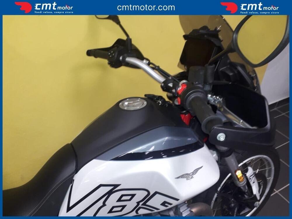 Moto Guzzi V85 TT (2021 - 23) (10)