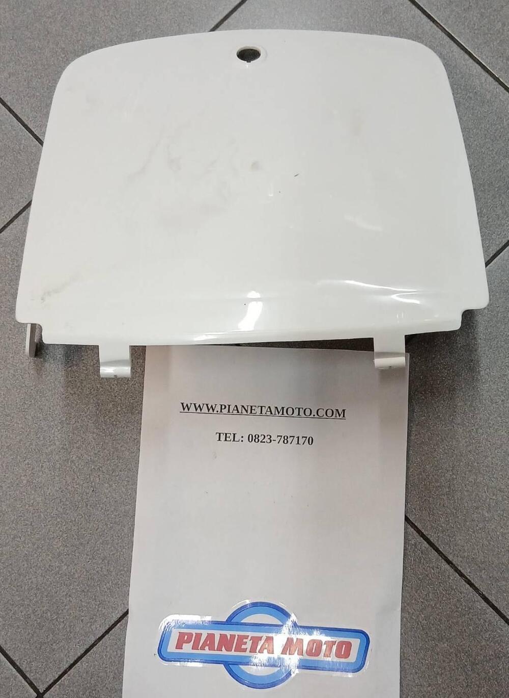 81141GJ2000ZD Coperchio porta oggetti SH 50 Honda