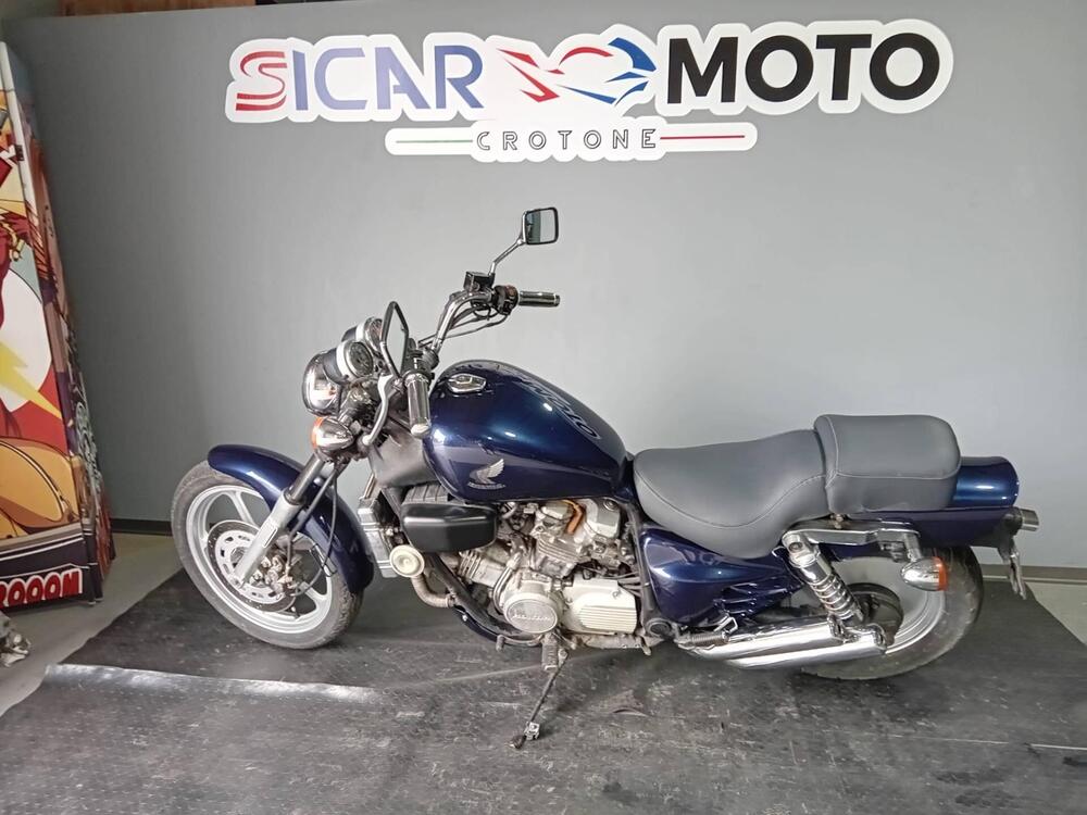 Honda VF 750 C (1985 - 01) (4)