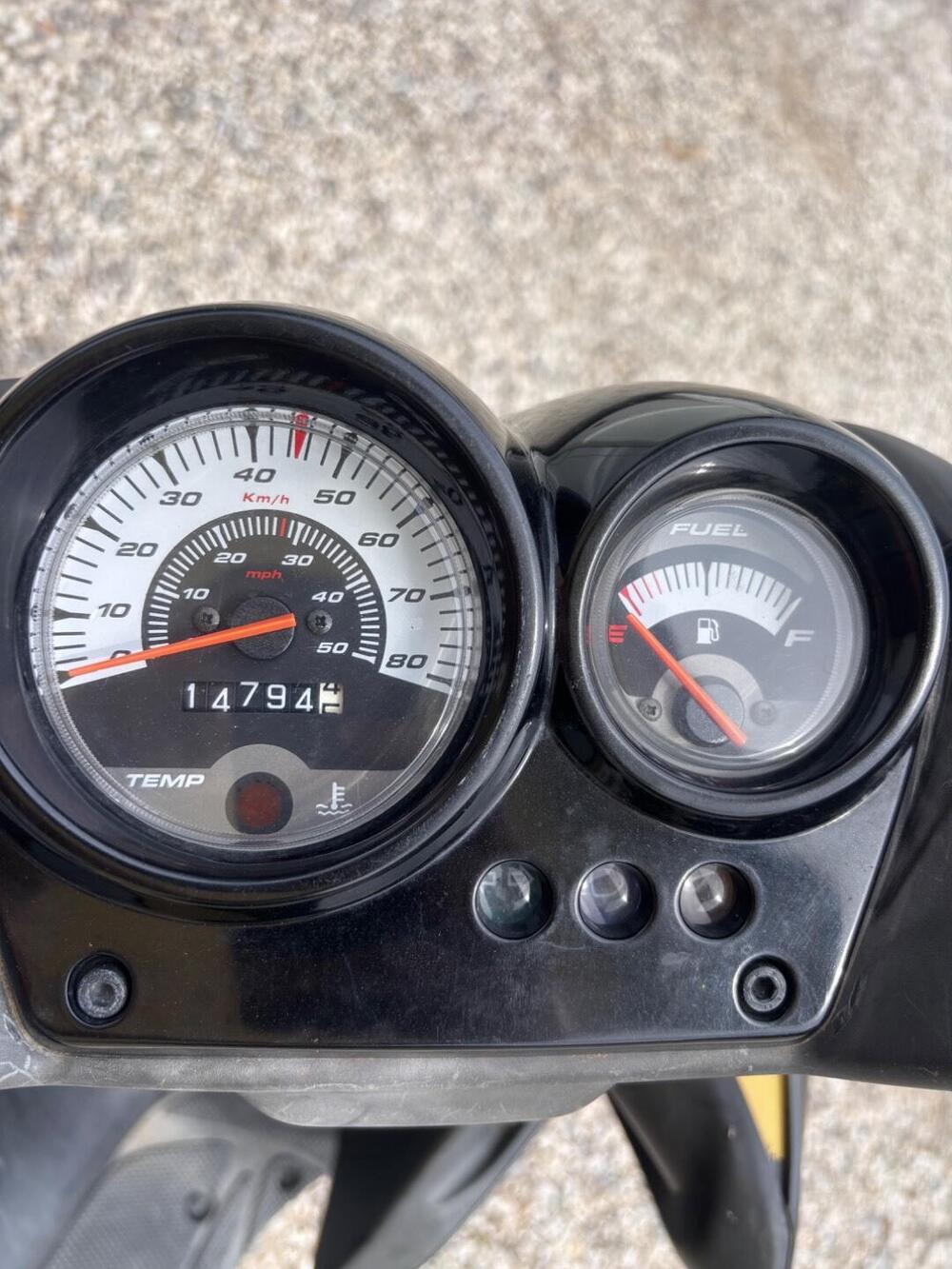 Yamaha Aerox 50 R (2007 - 18) (4)