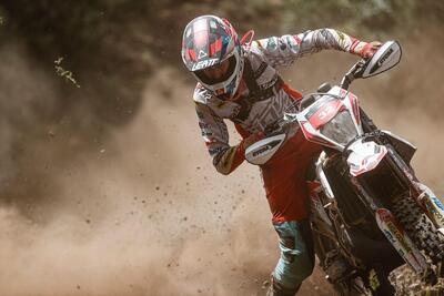 Mondiale Hard Enduro. #7 Roof of Africa. Dopo Lettenbichler, James Moore, Rigo Racing: vittoria e Titolo Junior. [VIDEO]