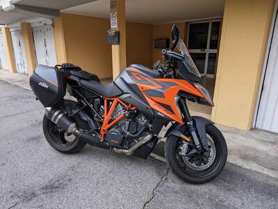 KTM 1290 Super Duke GT (2022 - 25) usata