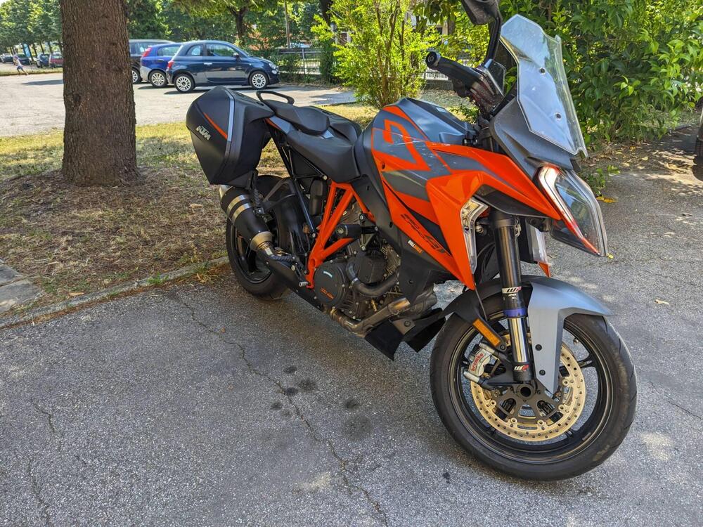 KTM 1290 Super Duke GT (2022 - 25) (2)