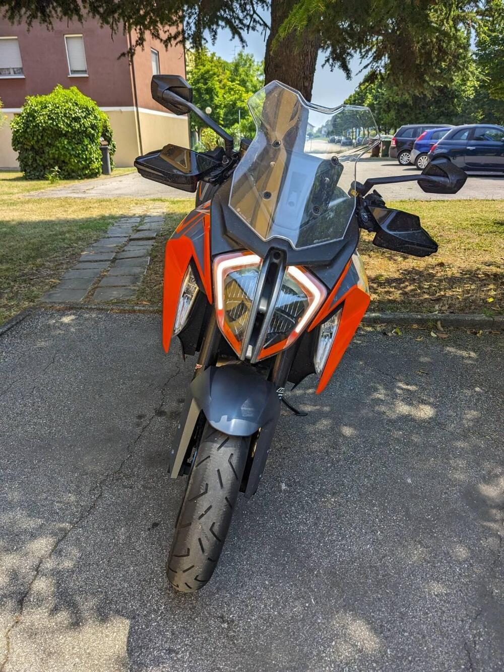 KTM 1290 Super Duke GT (2022 - 25) (7)