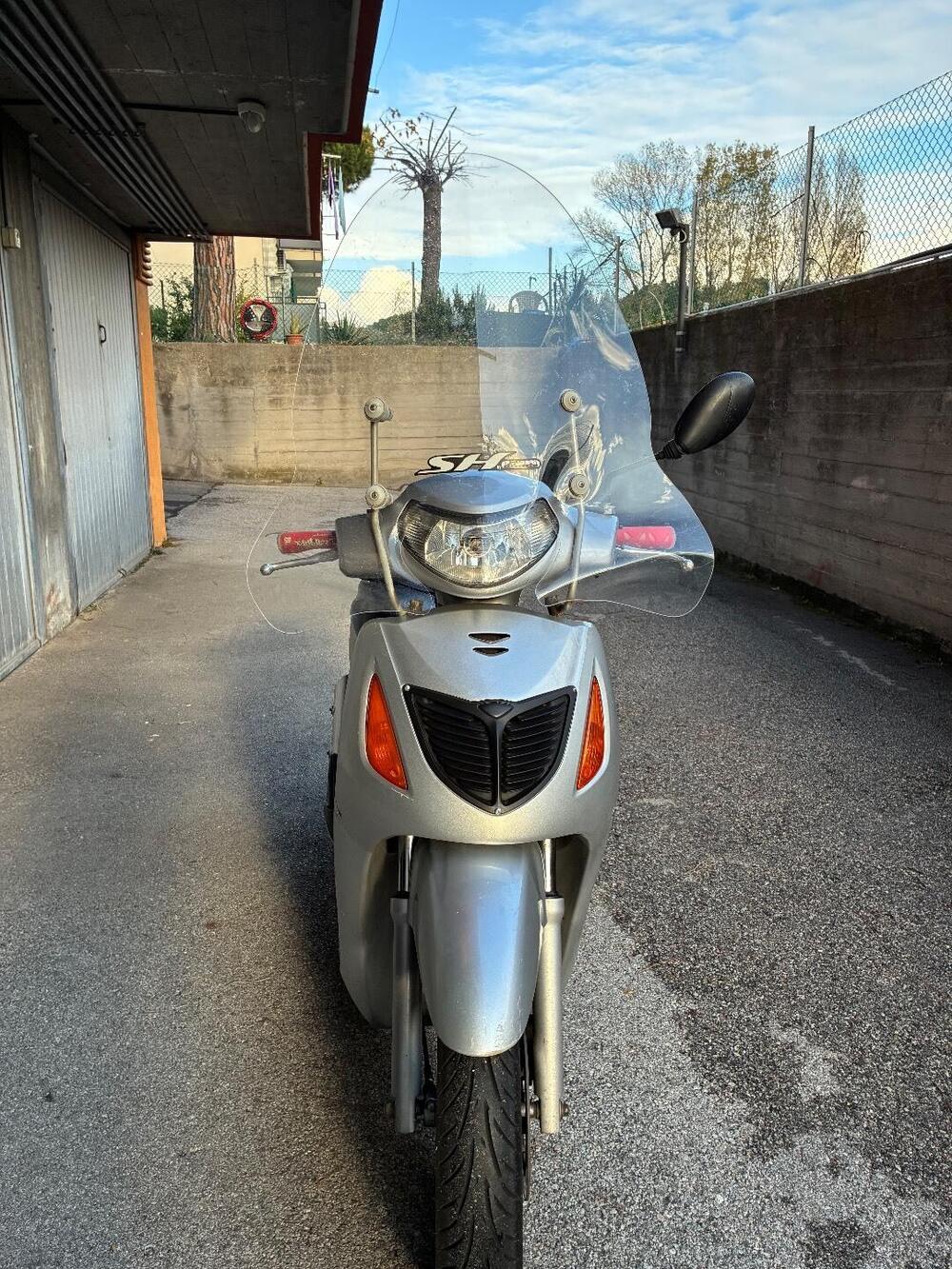 Honda SH 125 (2000 - 04) (4)