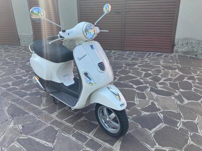 Vespa LX 50 4T (2009 - 14) usata