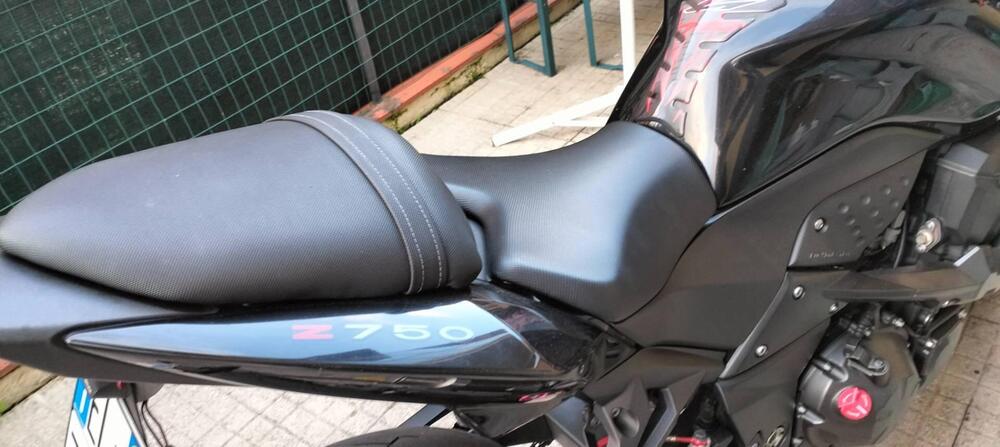 Kawasaki Z 750 (2007 - 14) (7)