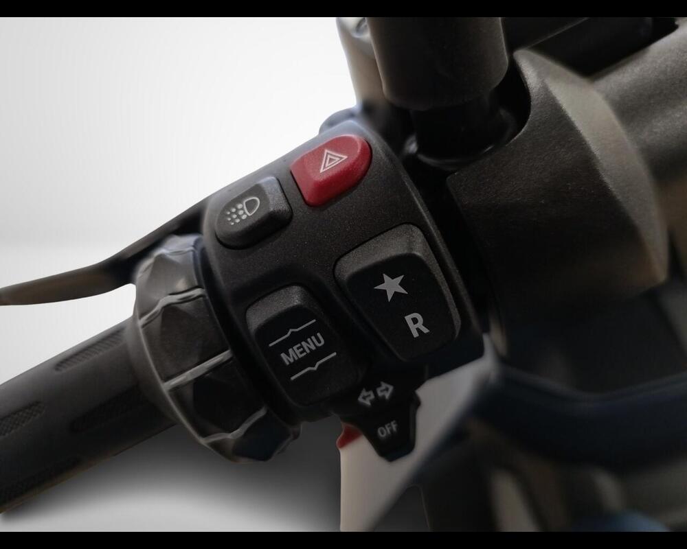 Bmw CE 04 (2021 - 25) (8)