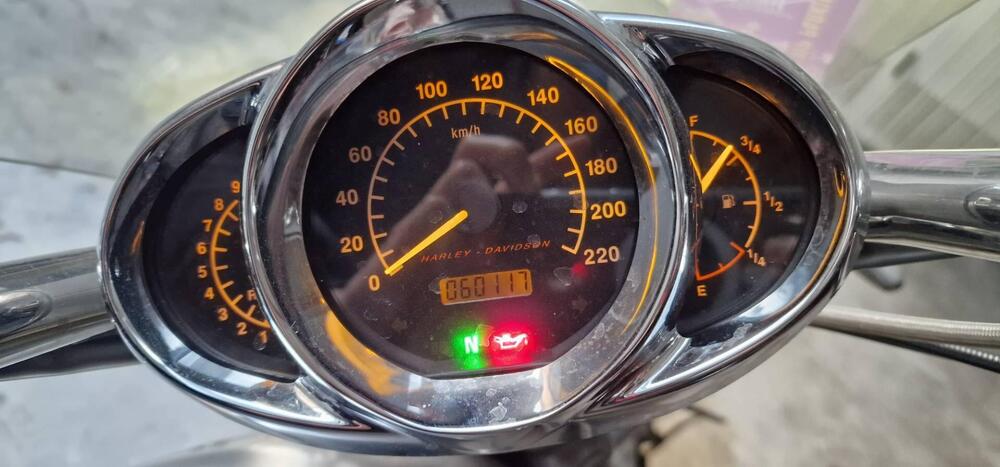 Harley-Davidson 1130 V-Rod (2002 - 05) - VRSCA (10)