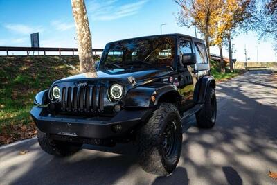 Jeep Wrangler 2.8 CRD DPF Sahara del 2011 usata a Rubiera
