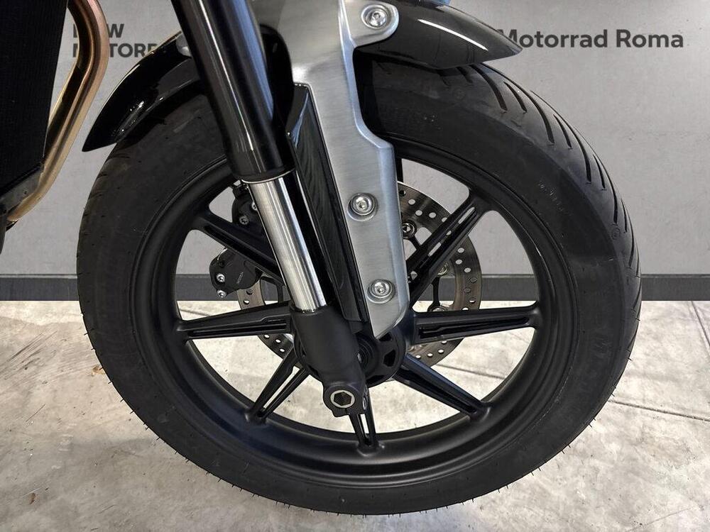 Triumph Speed Twin 900 (2025 - 26) (5)