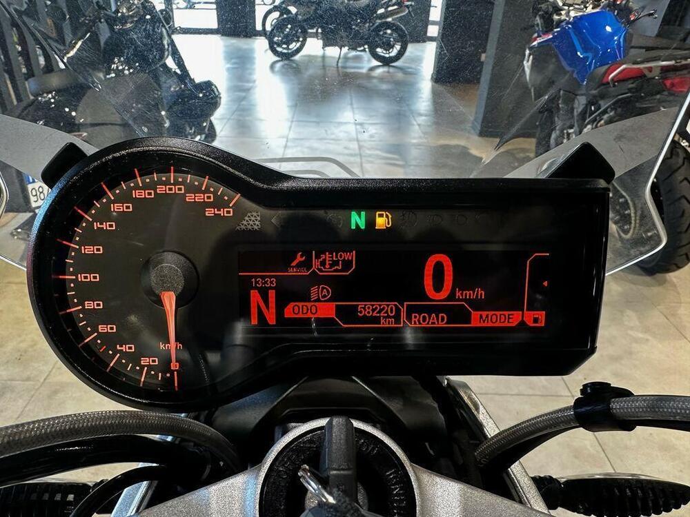 Bmw R 1200 R (2017 - 18) (10)