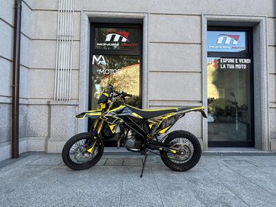 Valenti N 01 50 Naked (2015 - 18) usata