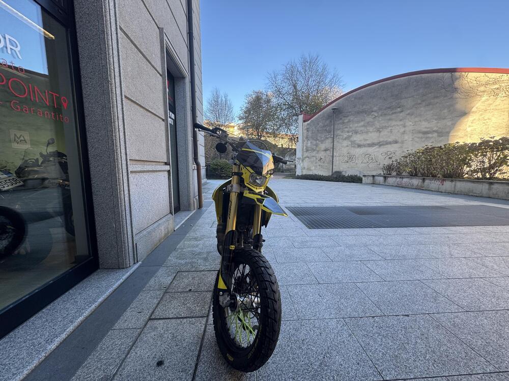 Valenti N 01 50 Naked (2015 - 18) (2)