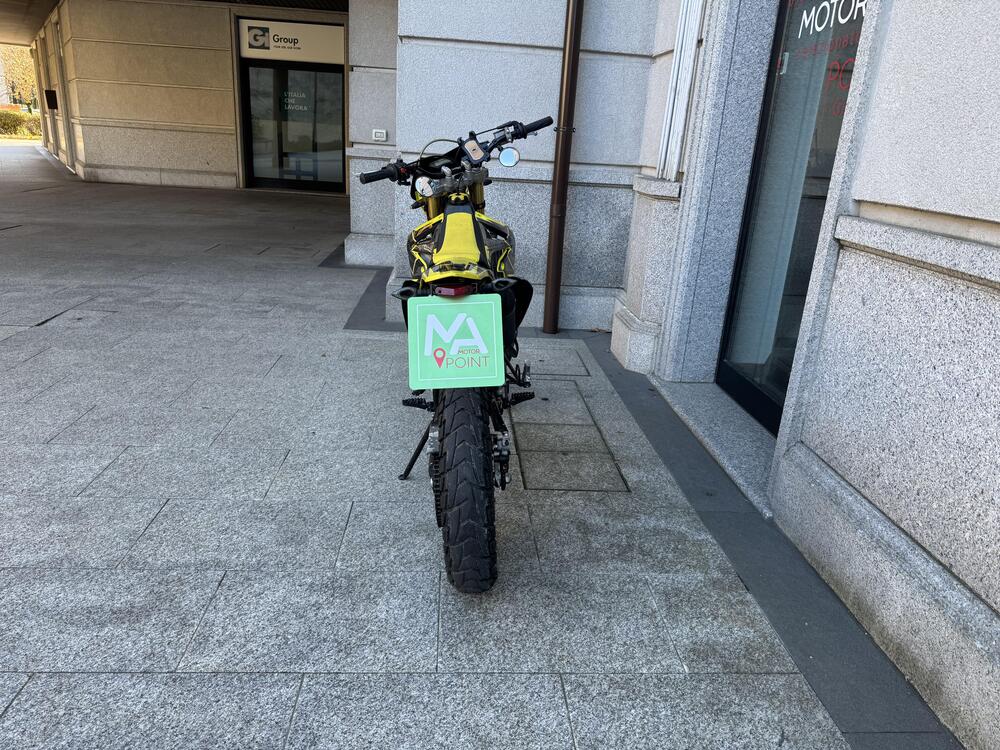 Valenti N 01 50 Naked (2015 - 18) (4)