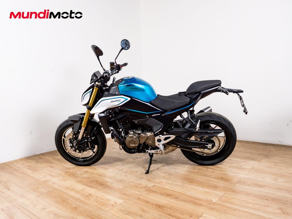 QJ Motor SRK 550 (2024 - 25) (6)