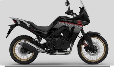 Honda Transalp XL750 (2025) usata