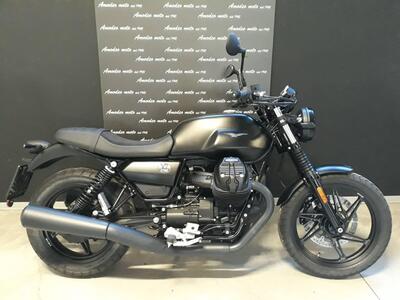 Moto Guzzi V7 Stone (2021 - 24) usata