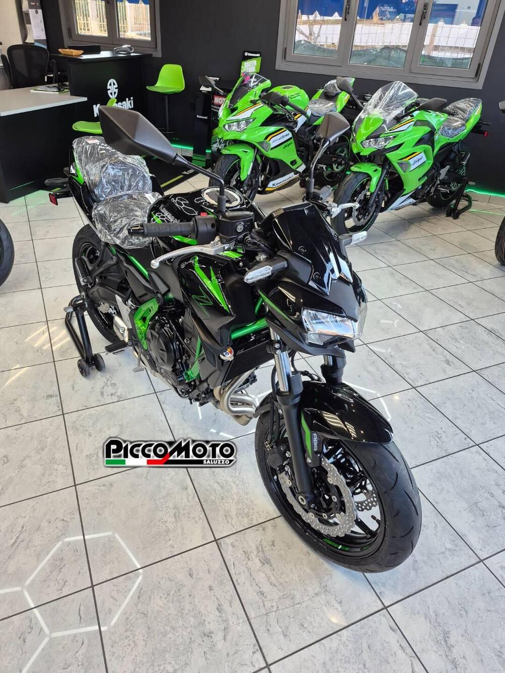 Kawasaki Z 650 (2025 - 26) (3)
