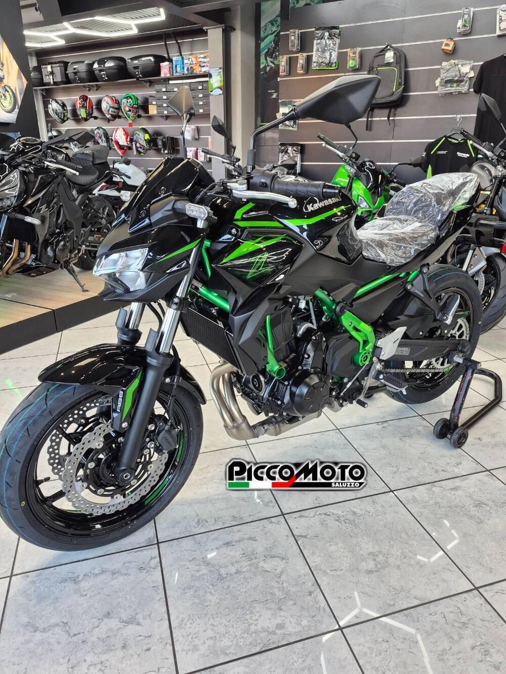 Kawasaki Z 650 (2025 - 26) (5)