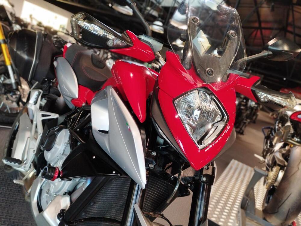 MV Agusta Stradale 800 EAS ABS (2015 - 17) (3)