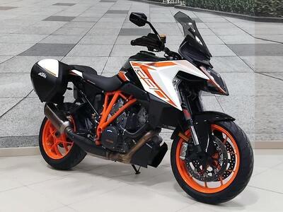 KTM 1290 Super Duke GT (2021) usata