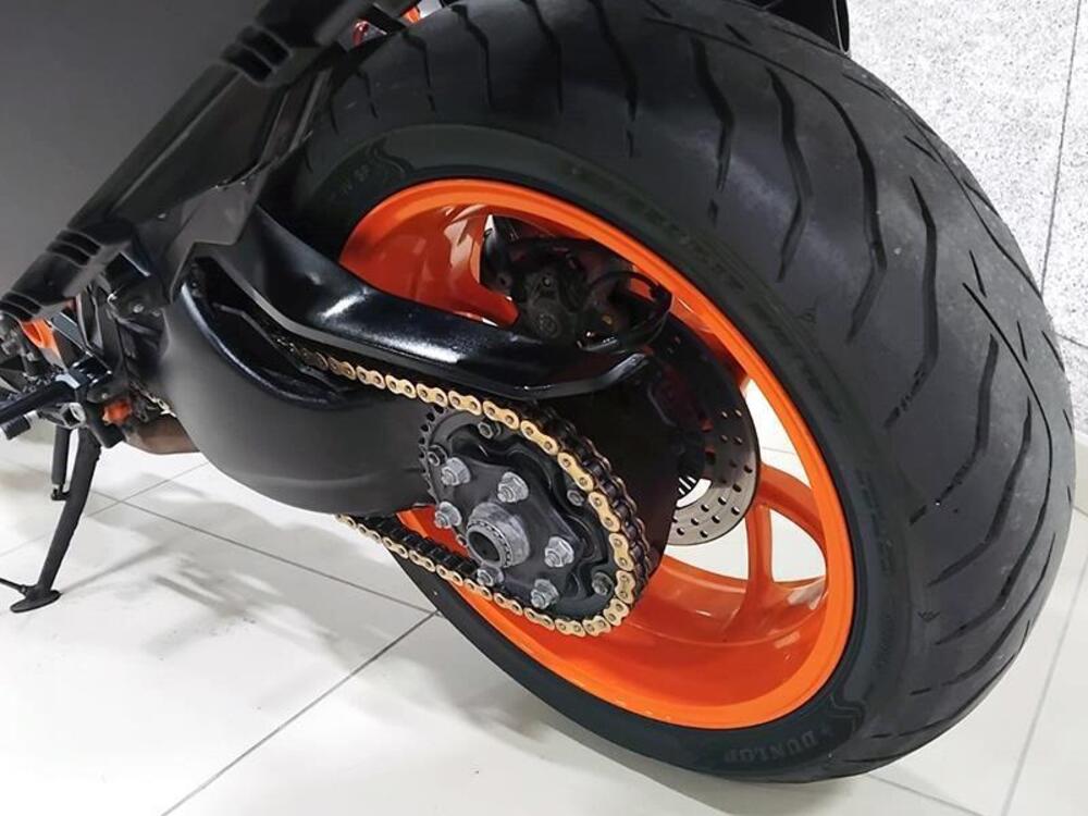 KTM 1290 Super Duke GT (2021) (3)