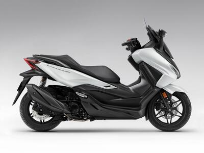 Honda Forza 350 (2025) nuova