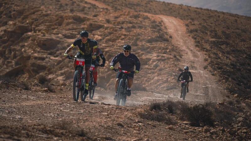 Tembaine Desert Rally 2025, gelo e pietraie: il prologo mette subito alla prova i rider