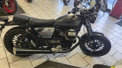 Moto Guzzi V9 Bobber Special Edition (2023 - 25) nuova