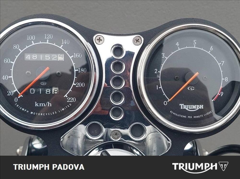 Triumph Thunderbird 900 (2002) (13)