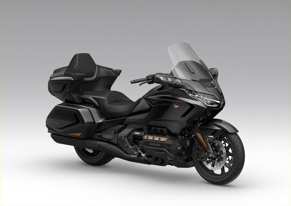 Honda GL 1800 Gold Wing Tour (2025 - 26) (2)