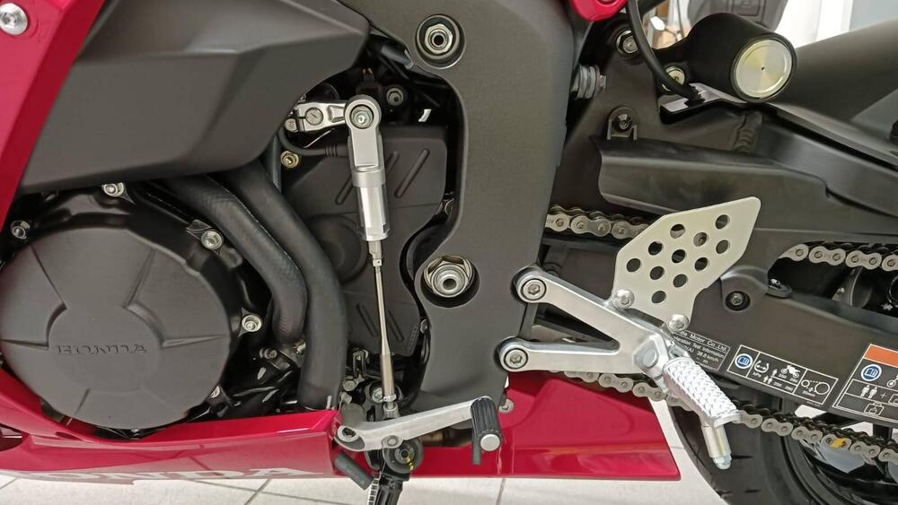 Honda CBR 600 RR (2024 - 26) (8)