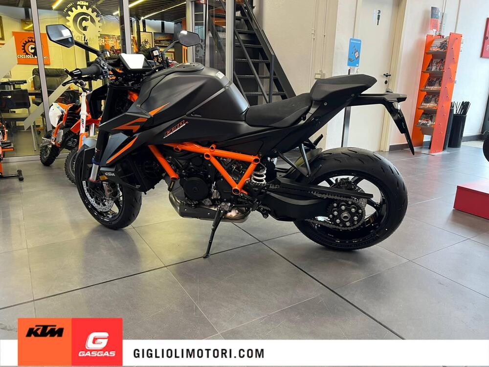 KTM 1390 Super Duke R (2024 - 26) (6)