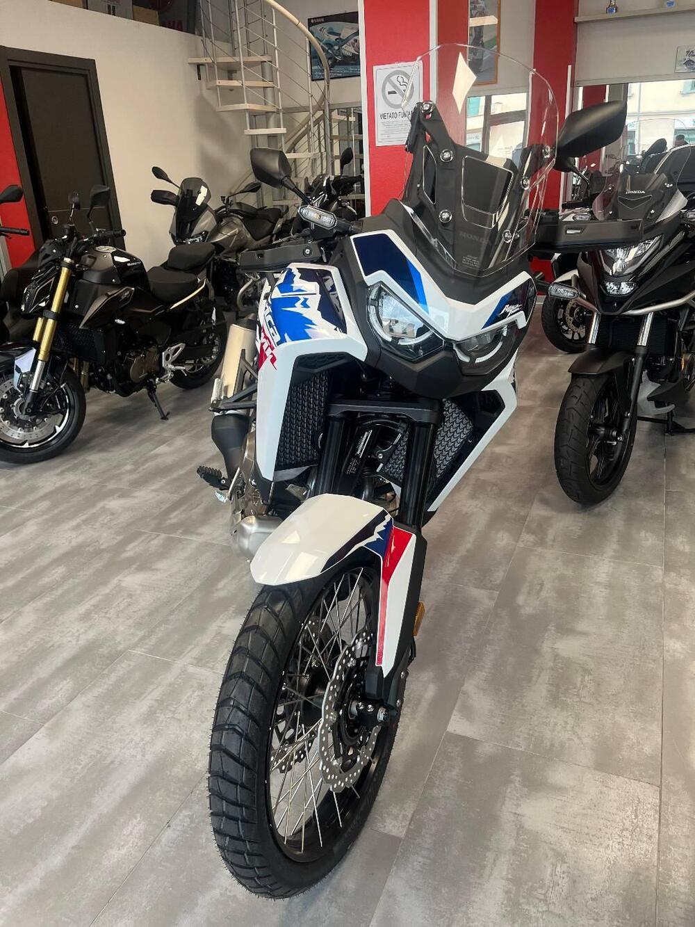 Honda Africa Twin CRF 1100L ES (2024 - 26) (2)