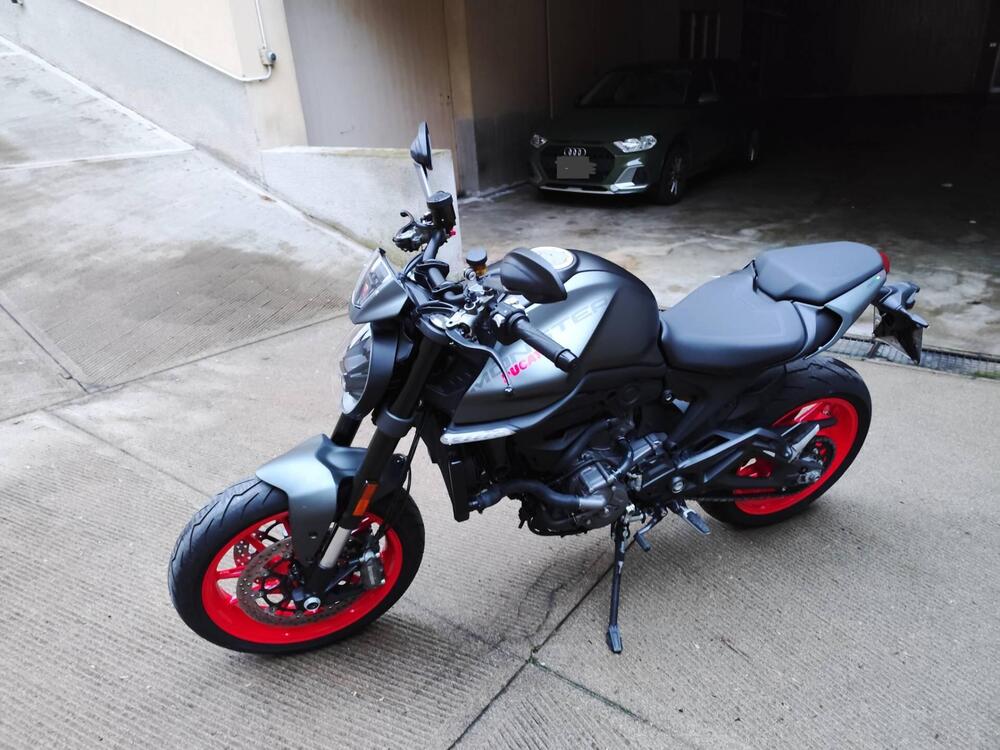 Ducati Monster 937 + (2021 - 25) (14)