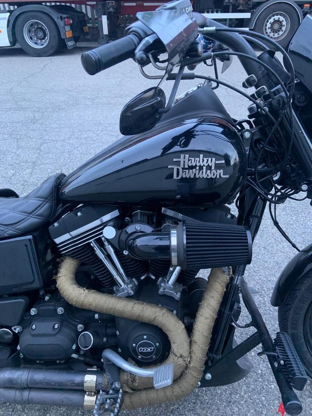 Harley-Davidson 1690 Street Bob Special (2015 - 16) - FXDB (4)