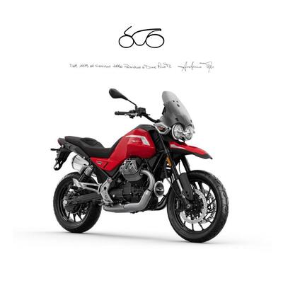 Moto Guzzi V85 Strada (2024 - 25) nuova