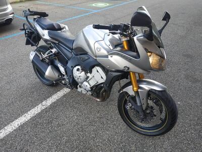 Yamaha FZ1 Fazer (2006 - 16) usata