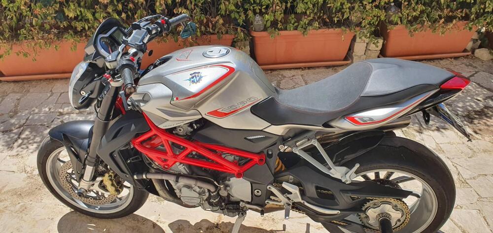 MV Agusta Brutale 1090 R (2012 - 15) (3)