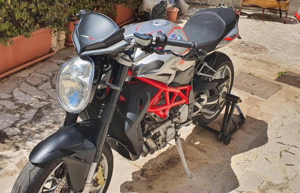 MV Agusta Brutale 1090 R (2012 - 15) (6)