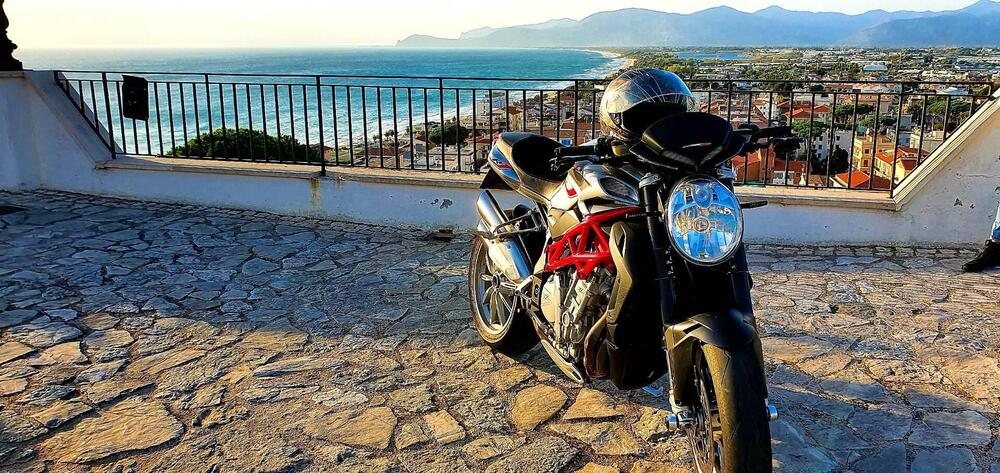 MV Agusta Brutale 1090 R (2012 - 15) (7)