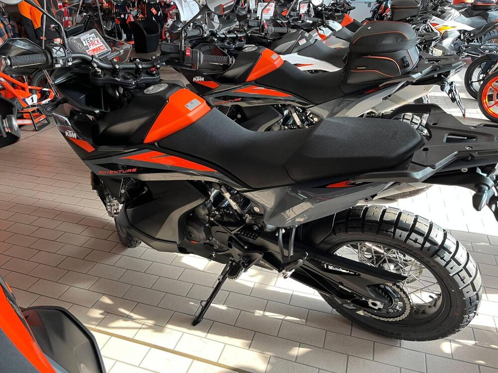 KTM 890 Adventure (2023 - 26) (2)