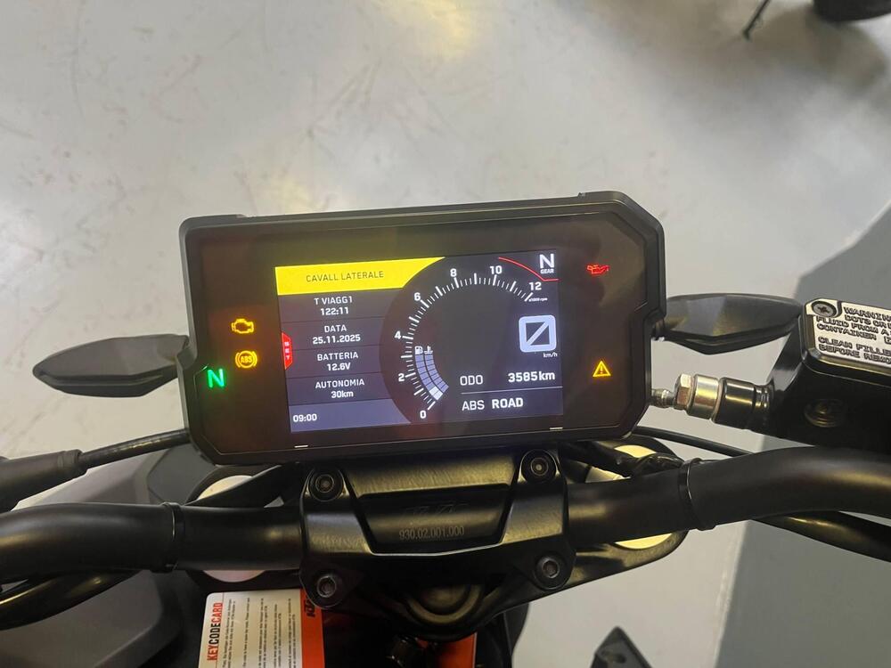 KTM 125 Duke (2021 - 23) (4)