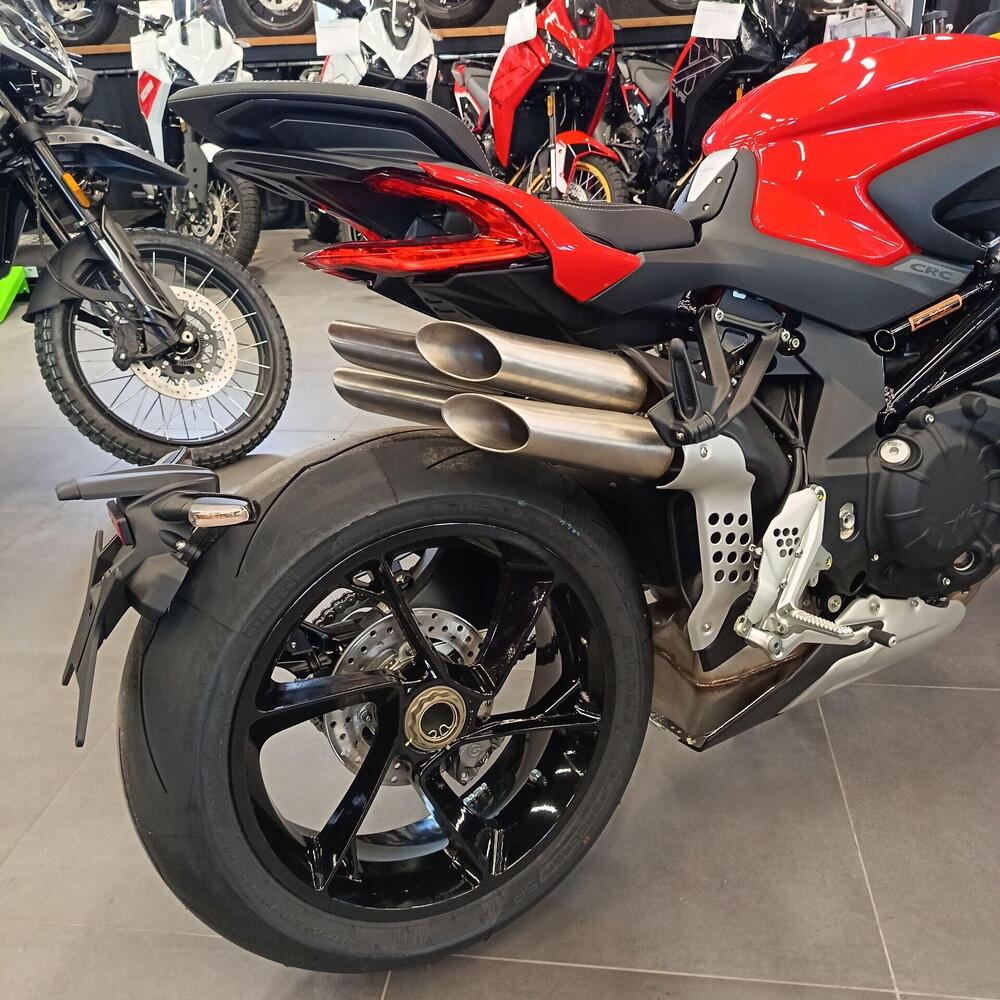 MV Agusta Brutale 1000 RS (2022 - 26) (7)
