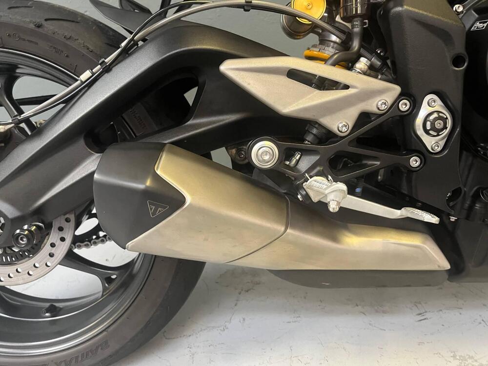 Triumph Street Triple 765 RS (2023 - 26) (5)