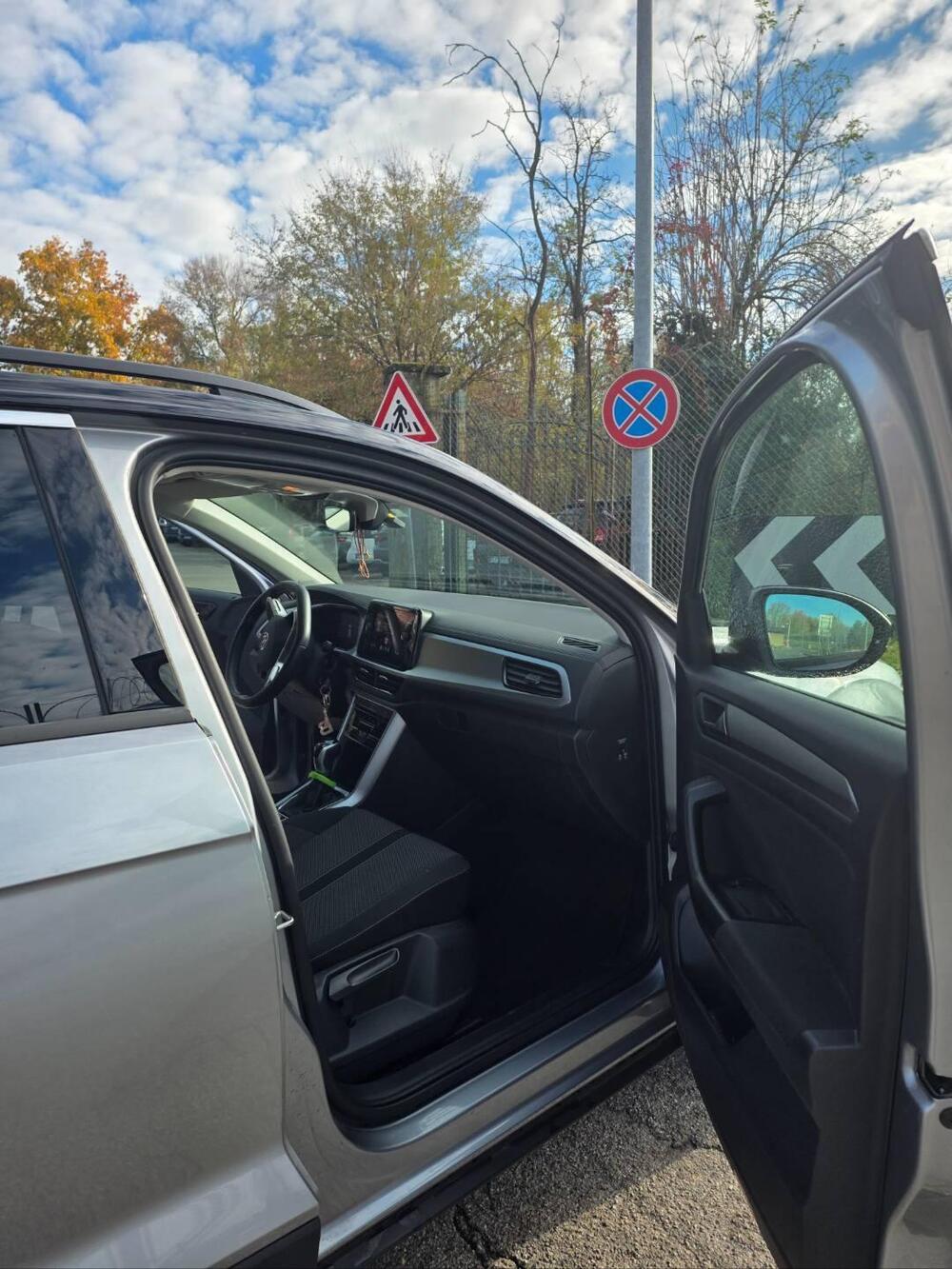 Volkswagen T-Roc usata a Milano (4)